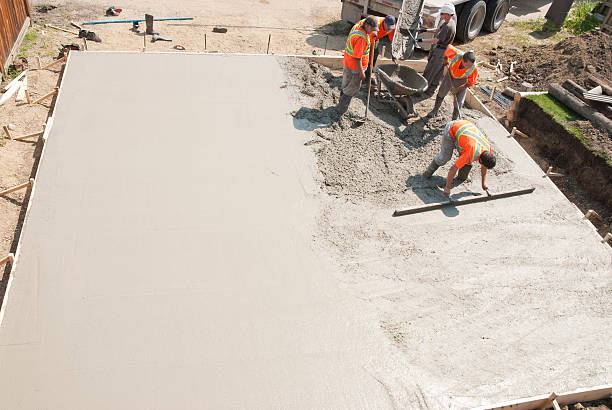 Best Commercial Concrete Services in Green Forest, AR